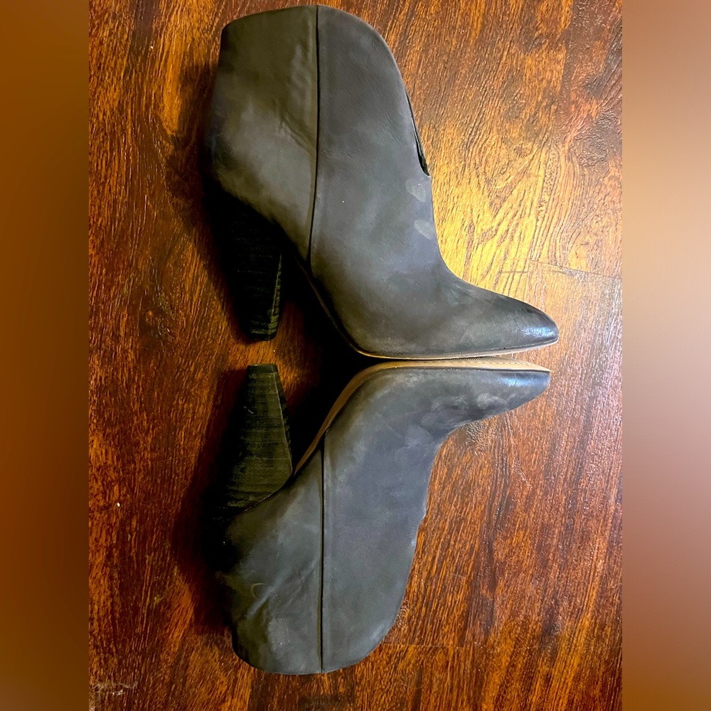 ANTONIO MELANI ANKLE BOOTIE 7.5